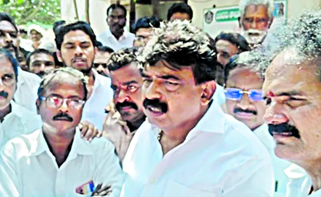 MLA Perni Nani Demands to be removed from SI duties - Sakshi