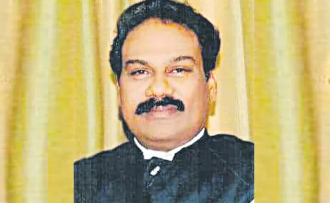 Perike Vara Prasada Rao comments over sharmila and sunitha - Sakshi