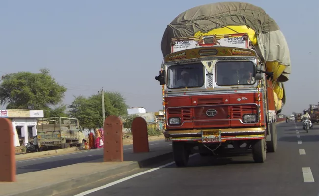 Truck Rentals Were Stable As Corporates Rushing In March - Sakshi