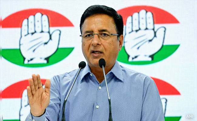 Eci Bans Randeep Surjewala From Campaigning Over Remarks On Hema Malini - Sakshi