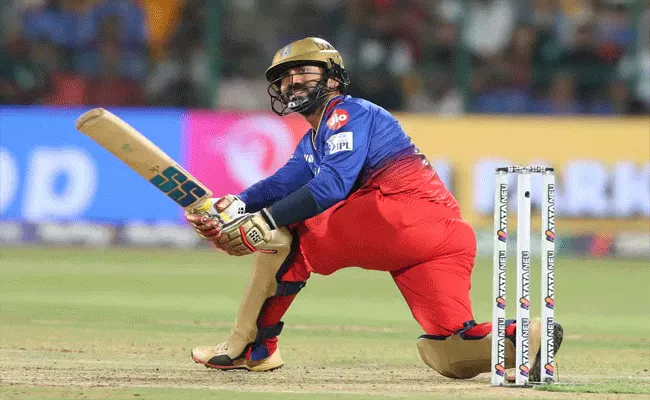 Dinesh Karthik Slams Fight 83 In The Face Of Adversity - Sakshi