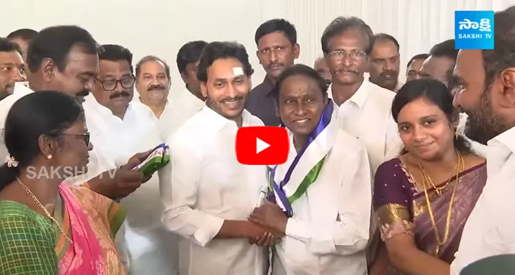 Janasena Leader Bonthu Rajeswara Rao Joined In YSRCP