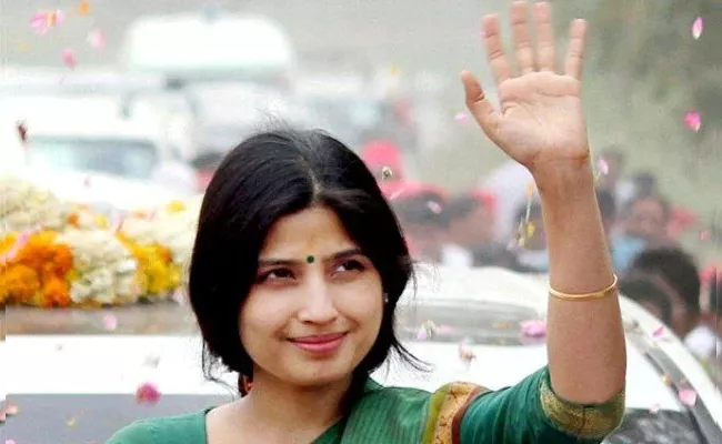 Dimple Yadav Comments On State Bjp, And Central Bjp Regime - Sakshi