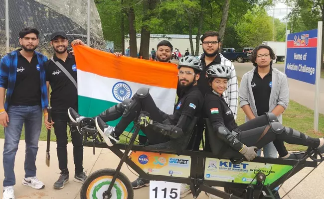 Indian students bag NASA awards for Human Exploration Rover Challenge - Sakshi