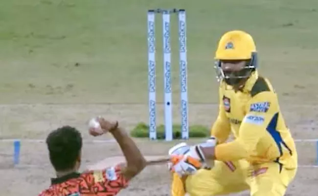 IPL 2024 Cummins Withdraws Run Out Appeal vs Jadeja Field Obstruction Viral - Sakshi