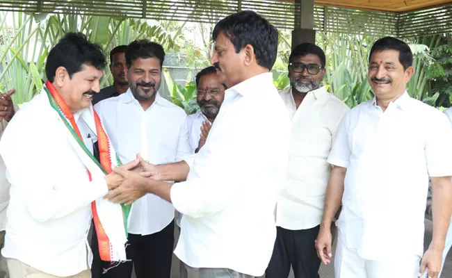 Tellam Venkat Rao Joined In Telangana Congress Party - Sakshi