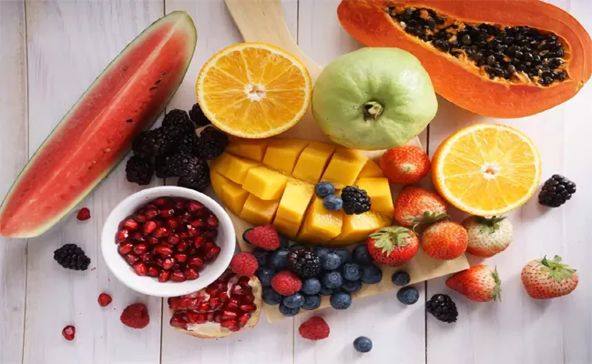 These Fruits And Vegetables To Beat Summer Dehydration - Sakshi