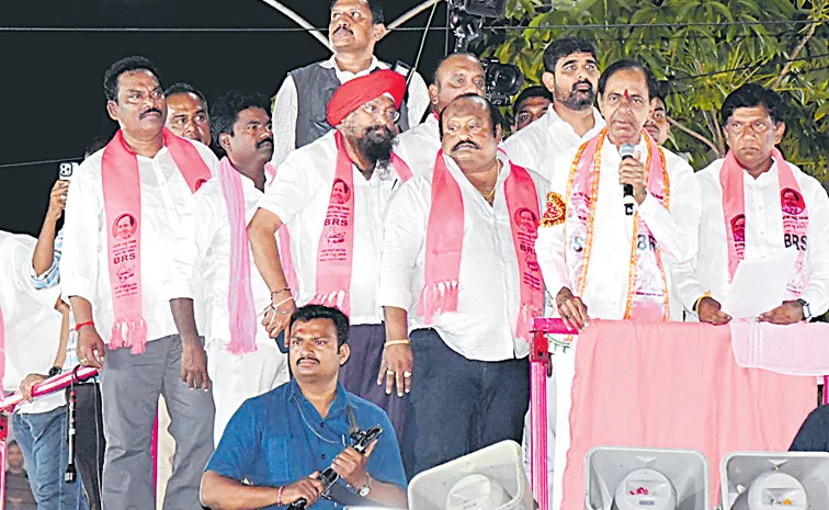 KCR road show in Karimnagar 