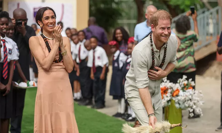 Meghan Markles Windsor Gown Sparks Fresh UK Royal Family 