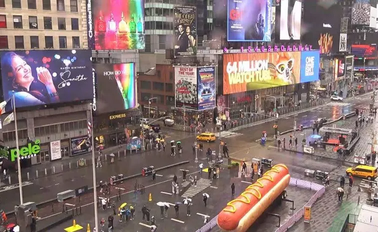 Singer Sunitha Picture New York Times Square