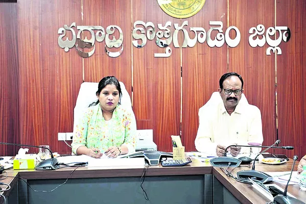 బాలల హక్కులపై దృష్టి పెట్టండి