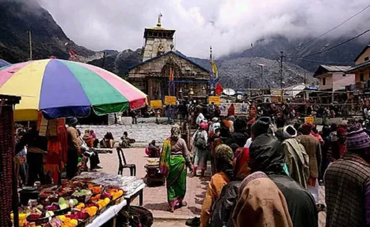 Eatables Sold At High Range Price In Kedarnath