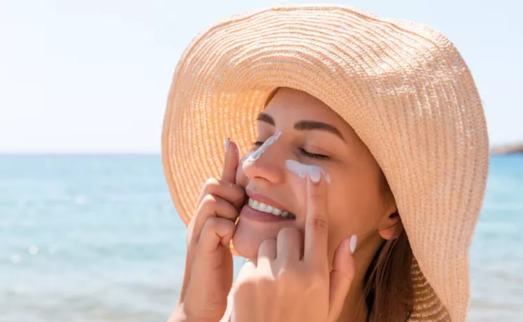 Free sunscreen vending machines in Netherlands parks