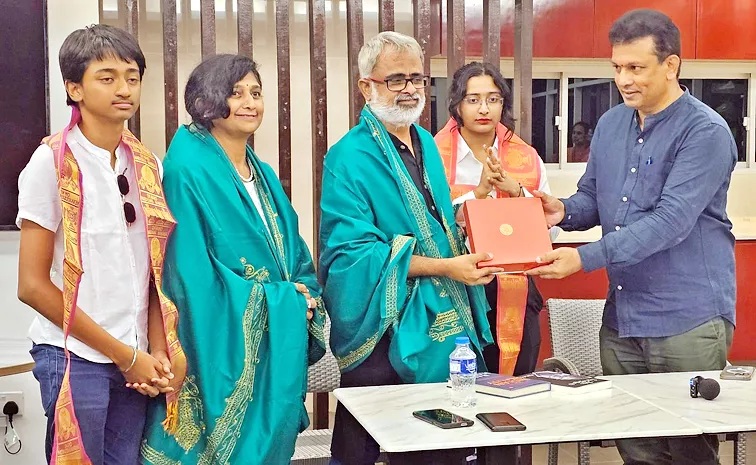 lyricist Sirivennala book inagurated at Sri Samskruthika Kalasaradhi Singapore