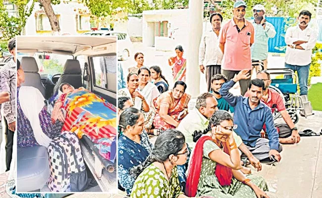  Relatives and family members protested in front hospital