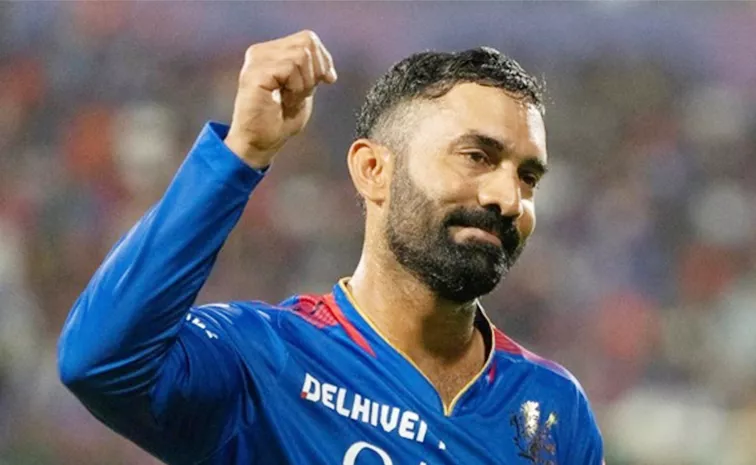 Dinesh Karthik Retirement: RCB Finisher Best Records Emotional Send Off