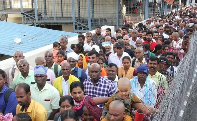 Huge Devotees Rush At Tirumala