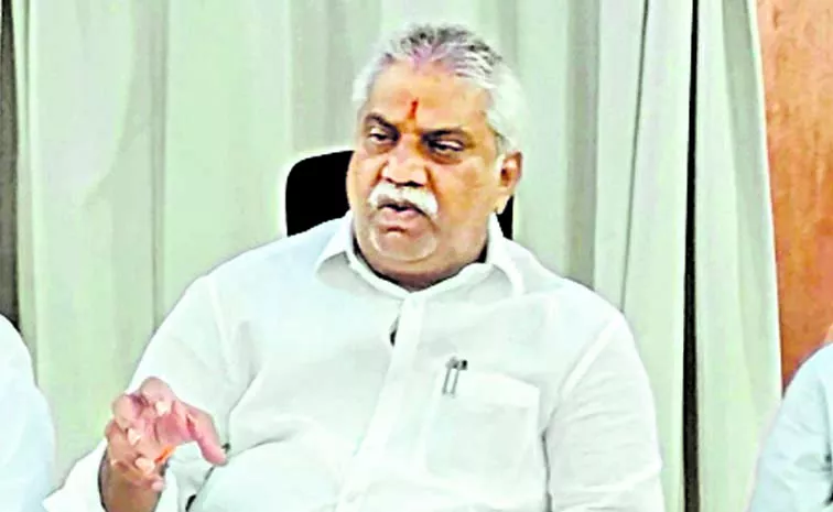 alladi Vishnu Fires on BJP and TDP