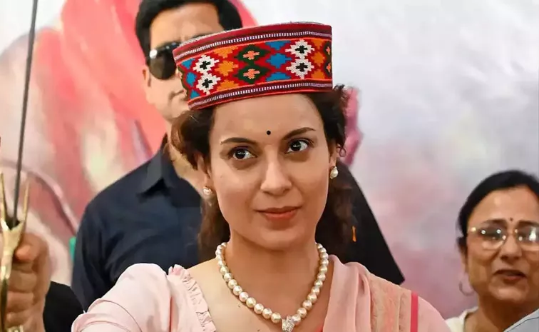 Kangna Ranaut hits out at Rahul Gandhi