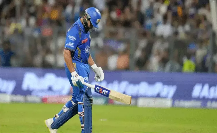 Rohit Sharma Registers EMBARRASING Record