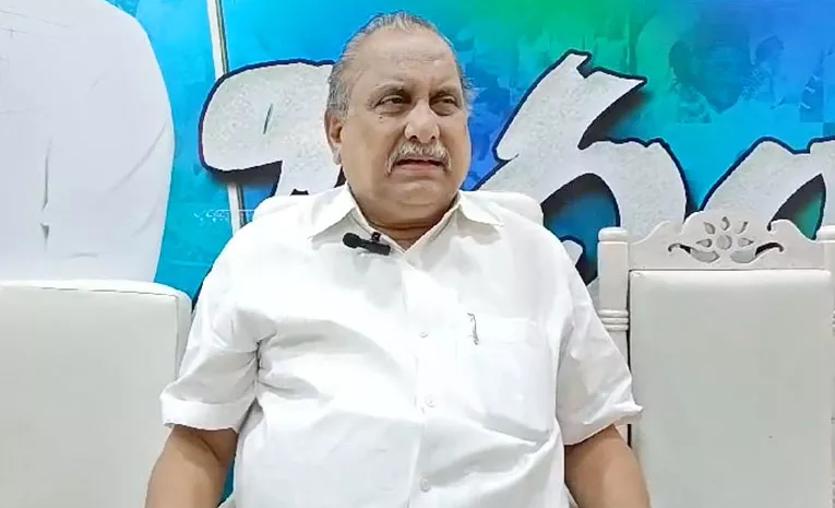 Mudragada Padmanabham Serious Comments On Pawan Kalyan