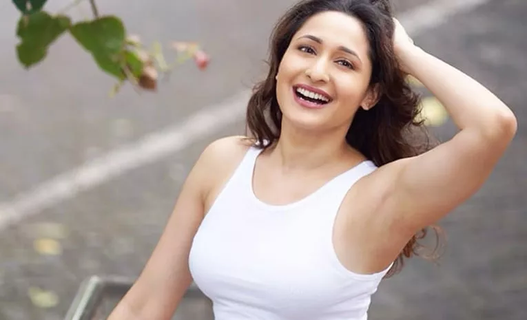 Pragya Jaiswal On Working In Akshay Kumar's Khel Khel Mein