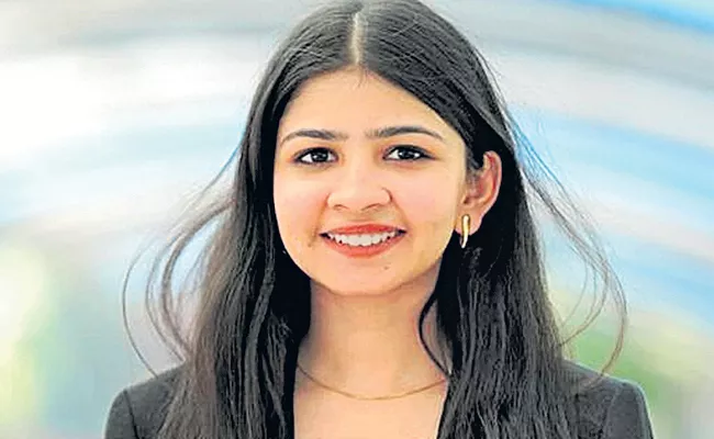 Sakshi Jain excels as an efficient CA