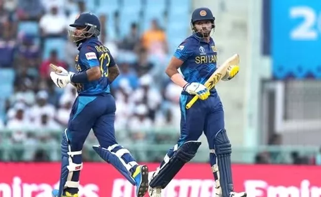 Asalaka, mendies Powers Sri Lanka at 2016 Against Netherlands