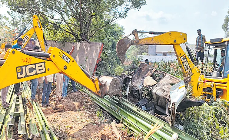 Speed ​​breakers took the life of a lorry driver