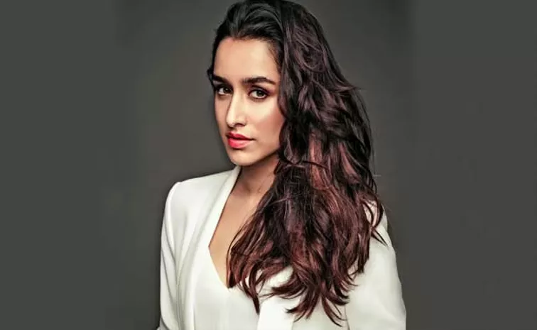 Bollywood Actress Shraddha Kapoor rumoured boyfriend Post Goes Viral