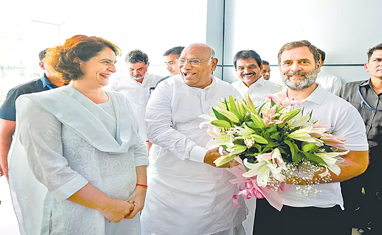 Kharge heaps praise on Rahul while greeting him on his birthday