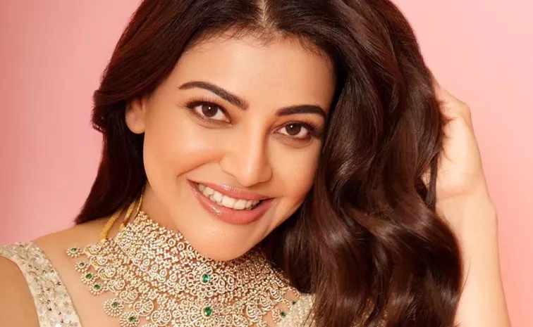 Kajal Aggarwal Birthday And Fans Distribute Food Latest