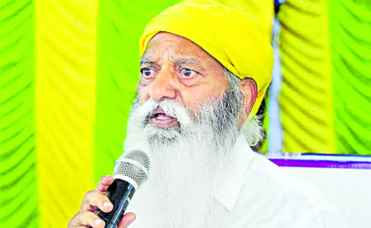 JC Prabhakar Reddy in a media conference