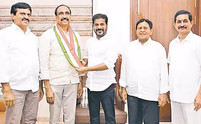 BRS Jagtial MLA Sanjay Kumar Joins Congress