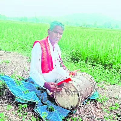 ఆగిన కంచుమేళం!