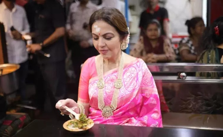  Anant-Radhika  Wedding Nita Ambani Visits Varanasi Chaat Shop Engages with Locals