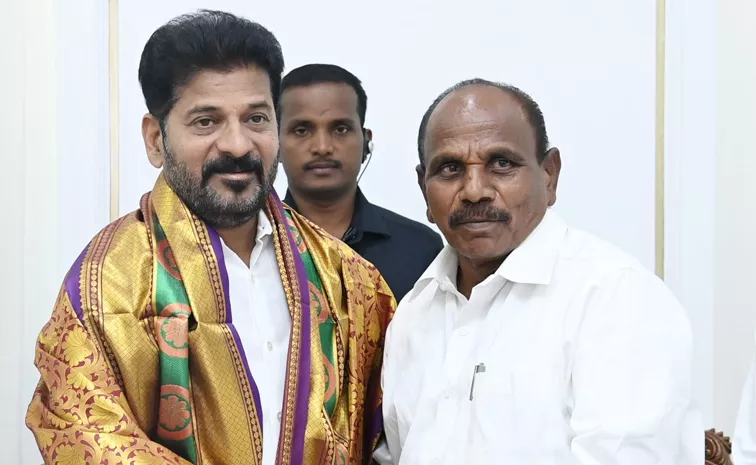 Brs Mla Kale Yadaiah Joined The Congress