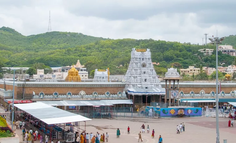 Tirumala Samachar June 28, 2024: Devotees Crowd, Darshan Latest News