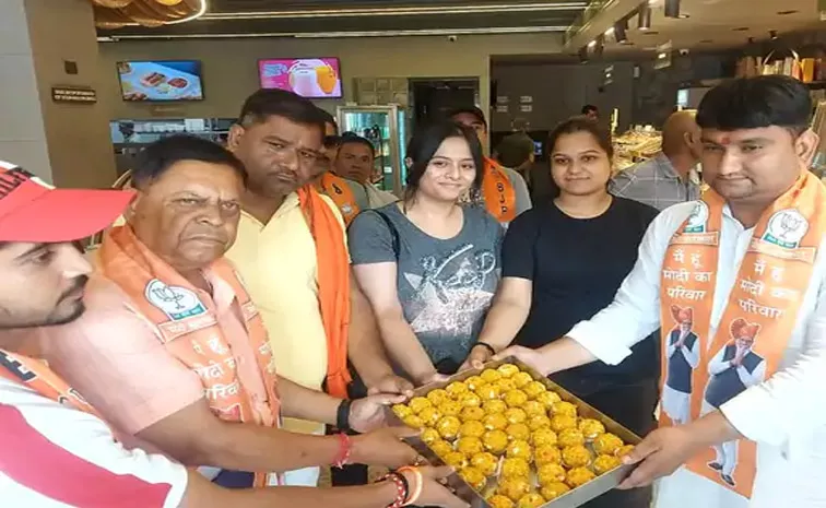 Bihar BJP Workers Order Rajasthani Laddoo