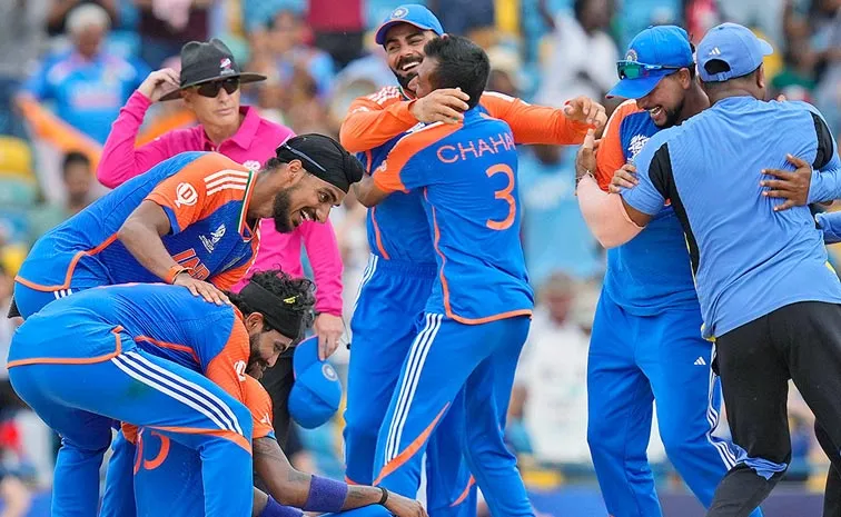 UP Police congratulates indian team over fan Life Term love After World Cup Win