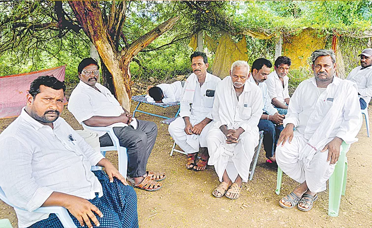 People of Palnadu who are hiding in relatives houses in Telangana