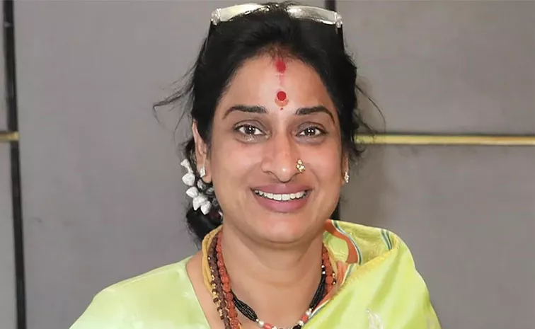 TS Lok Sabha Election Results 2024 : Madhavi Latha Says BJP To Win In Hyderabad