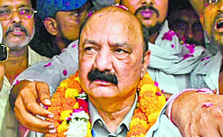 KL Sharma win in Amethi sparks celebrations