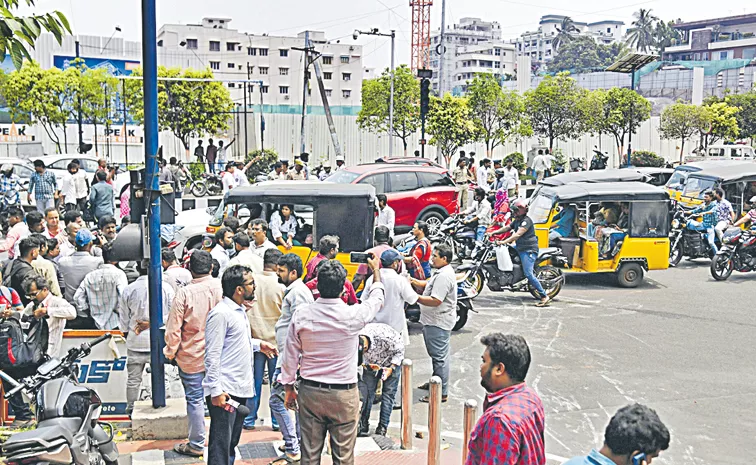 The commotion of the alliance leaders in Visakhapatnam