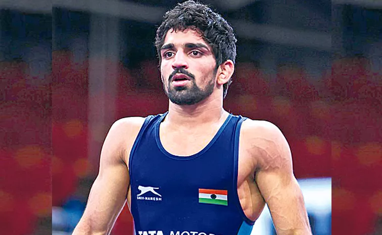 Silver for Wrestler Aman