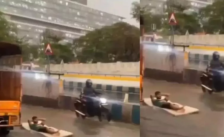 Pune Floods:Man Turns Disaster into Opportunity Netizen funny comments viral video