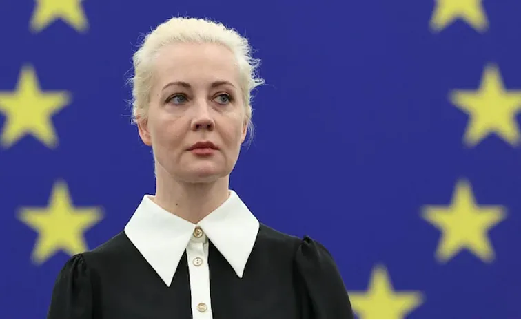Warrant Issued On Alexi Navalni Wife In Russia