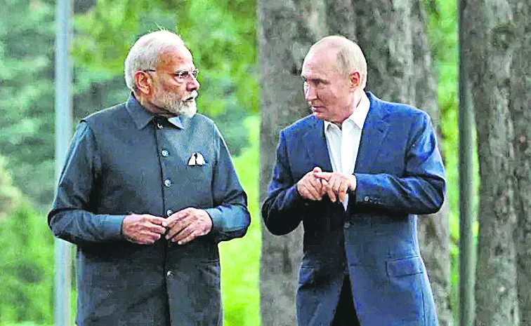 India Modi meets Putin in Russia