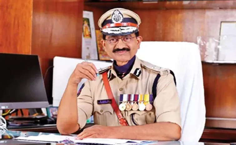 Former Sib Chief Prabhakar Letter To Jubilee Hills Police