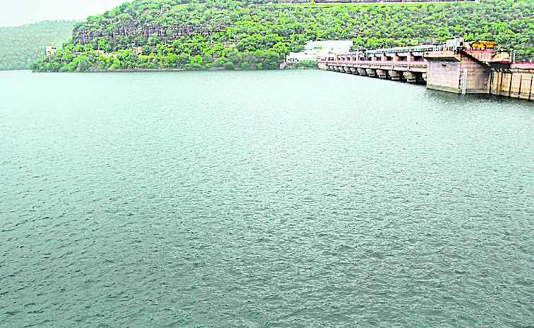 Flood increased in the main bed of Krishna
